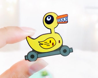 Evil Duck Toy Inspired / Halloweentown Toy / Esmalte Pin / Pesadilla antes de Navidad Fantasy Pin