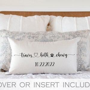 Wedding Gift Pillow – Personalized Couple Names with Heart & Dog’s Name, Custom Wedding Date Keepsake Throw Pillow for Newlyweds