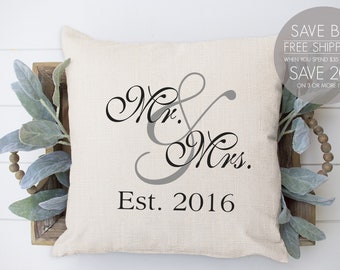 mr & mrs pillow, wedding date pillow, personalized pillow, wedding gift, Linen pillow, mr and mrs pillow, establish pillow