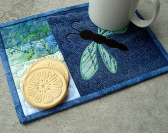 Dragonflies Quilted Pot Holders Hot Pad Trivet Mug Rugs Lavender Purple Mauve Handmade Doodaba