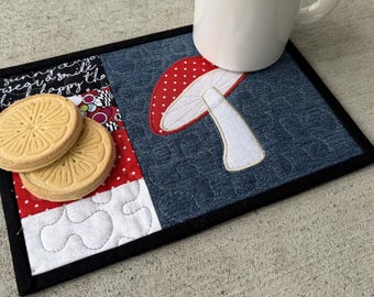 Paper Pattern for Mushroom Quilted Mug Rug Snack Mat