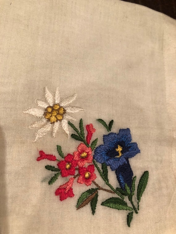 6 Embroidered vintage hanky assortment - image 3