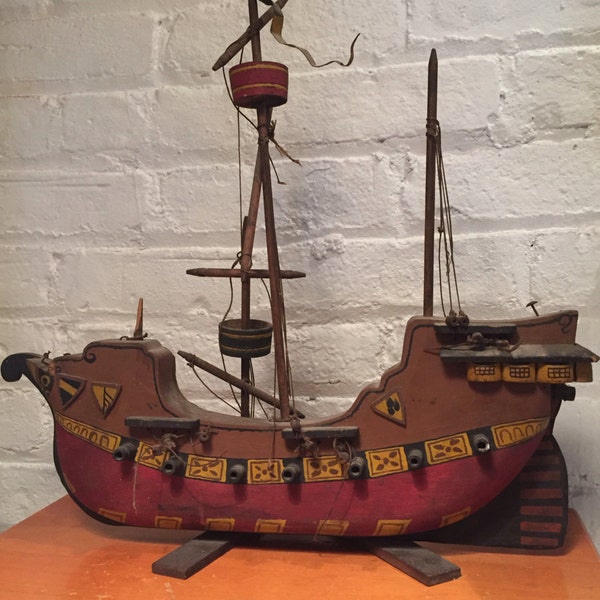 Reserved: antique ship model Man of War 16th C