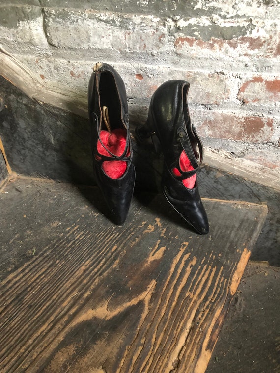 Edwardian shoes black leather -props - image 1