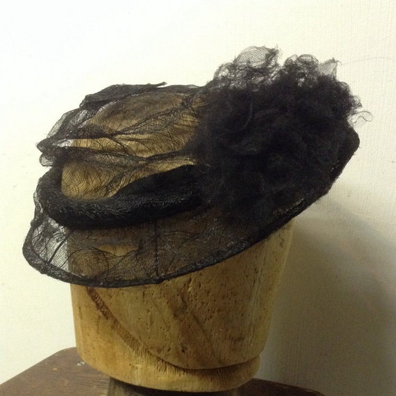 victorian horsehair  and wired picture hat - image 2