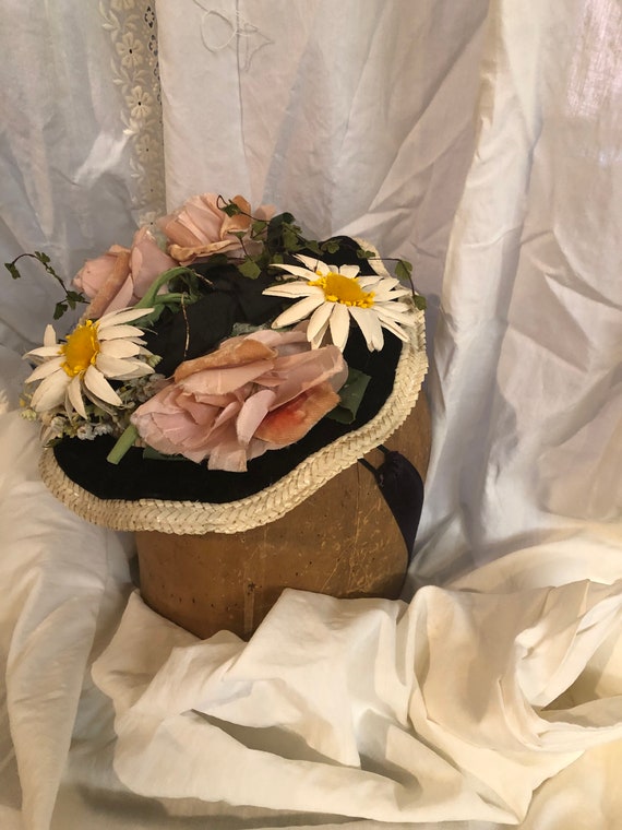Hattie Carnegie perchy hat c. 1940 floral - image 1