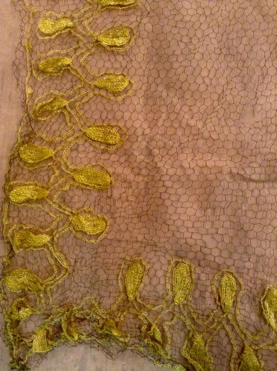 Edwardian Embroidered Veiling - image 3