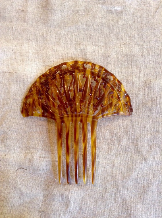 1920's celluloid comb- faux tortoise