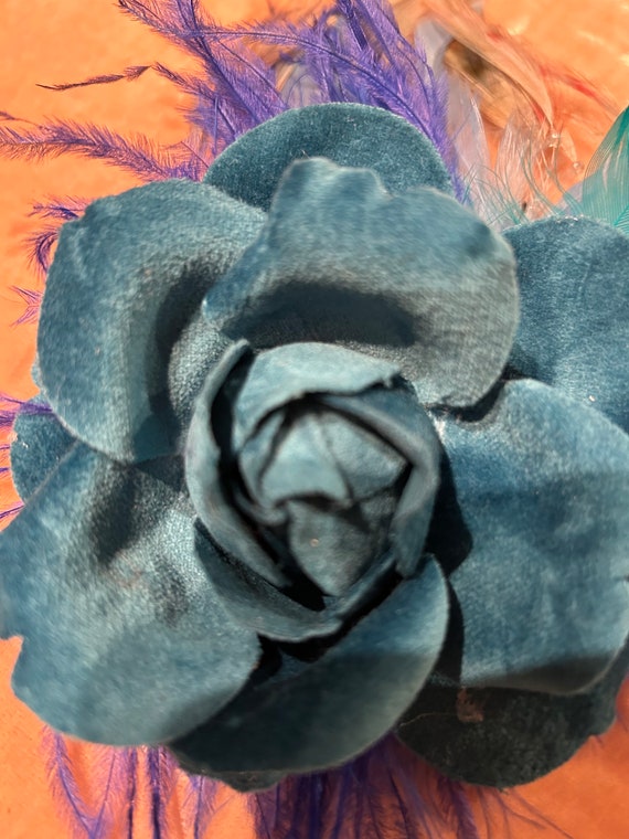 Blue velvet corsage - image 4