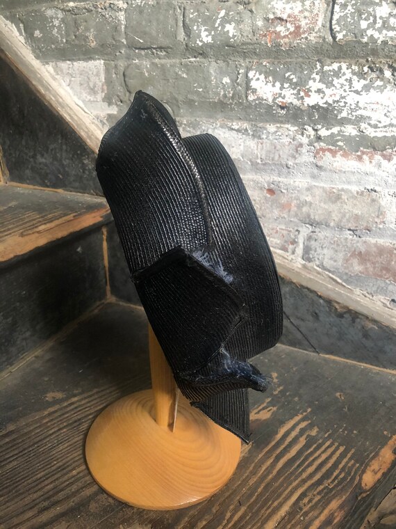 Black straw Edwardian suffragette hat c. 1905 Gem