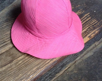 pink packable sunhat - womens vintage 1960's