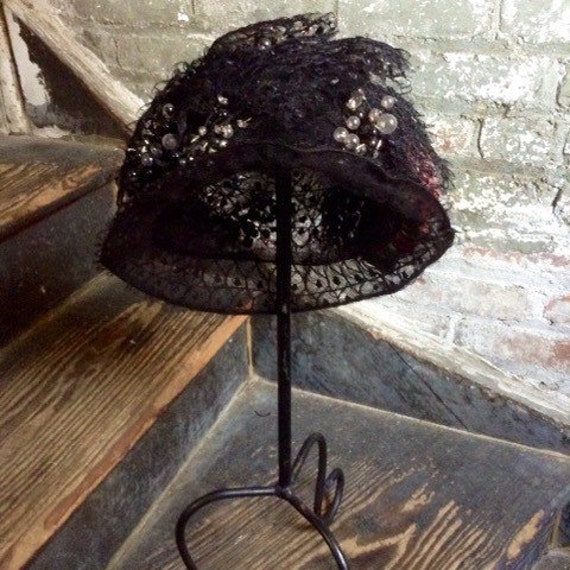 Edwardian Cloche Hat with handblown Glass Beads a… - image 4