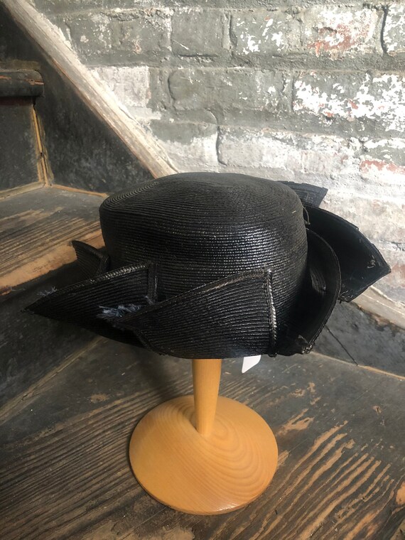 Black straw Edwardian suffragette hat c. 1905 Gem