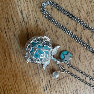 Designer pregnancy bola silver sequin and star angel wings