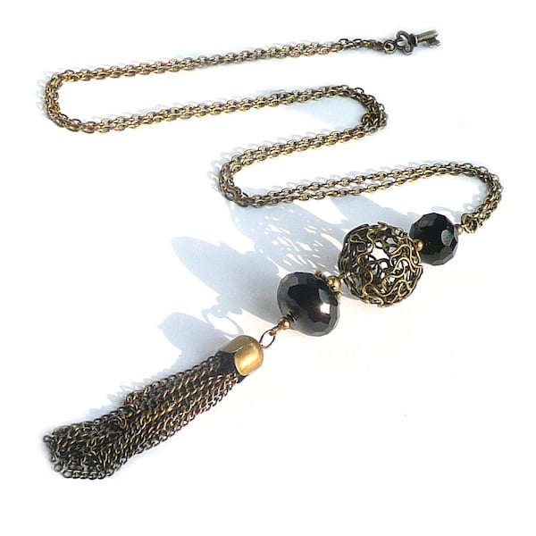 Sautoir pompon, perle noire ,collier longue chaine,bijou bronze,Boheme chic