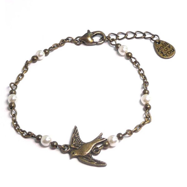 Bracelet bronze, perles nacrees, oiseau bronze, bijou bronze vintage