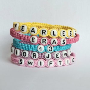 Pulsera personalizada Swiftie con cuentas de letras de vidrio, cordón de algodón tejido a mano, pulsera de la amistad, 18 colores, hecha a medida, regalo