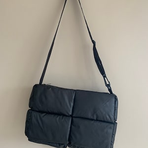 Small puffer shoulder waist bag