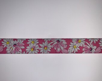 Slide On Trach Tie Covers - Daisies