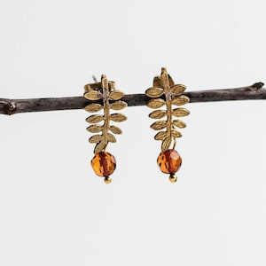 Leaf amber earrings / Nature earrings / Stud earrings / Small leaf earrings / Small earrings / Genuine Baltic amber