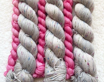 TWEED | Hand Dyed Yarn | Sock Set | Bouquet | Full Skein | 100 g | Mini Skein | 20 g | Fingering Weight