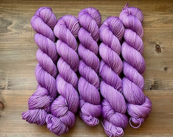 Hand Dyed Yarn | Plum Perfect | Fingering Weight | 462 yds | Approx 100 g