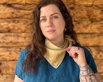 Växtfärgad sidenbandana – handfärgad 21" halsduk, halsdukstillbehör (begränsad upplaga)