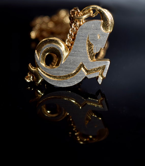 Gold Tone Capricorn Zodiac Necklace, Zodiac Sign … - image 3