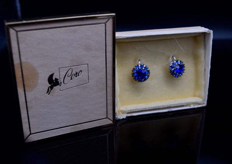 Coro Pegasus Box Blue Rhinestone Screw Back Earrings 50s Blue Rhinestone Earrings Coro Earrings