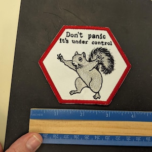 Dont Panic Squirrel Patch bild 3
