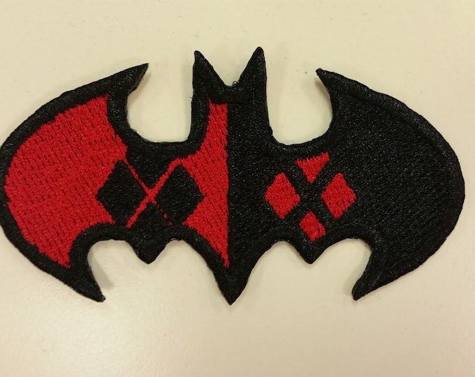 Female Comic Villian Inspired Bat Patch, Bat Hero Oval Patch, Iron On Superhero Comic Book Embroidered Patches, Fanwear Patches