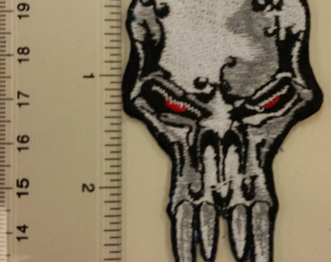 Vampire Skull Embroidered Patch, Skull Iron On Patch