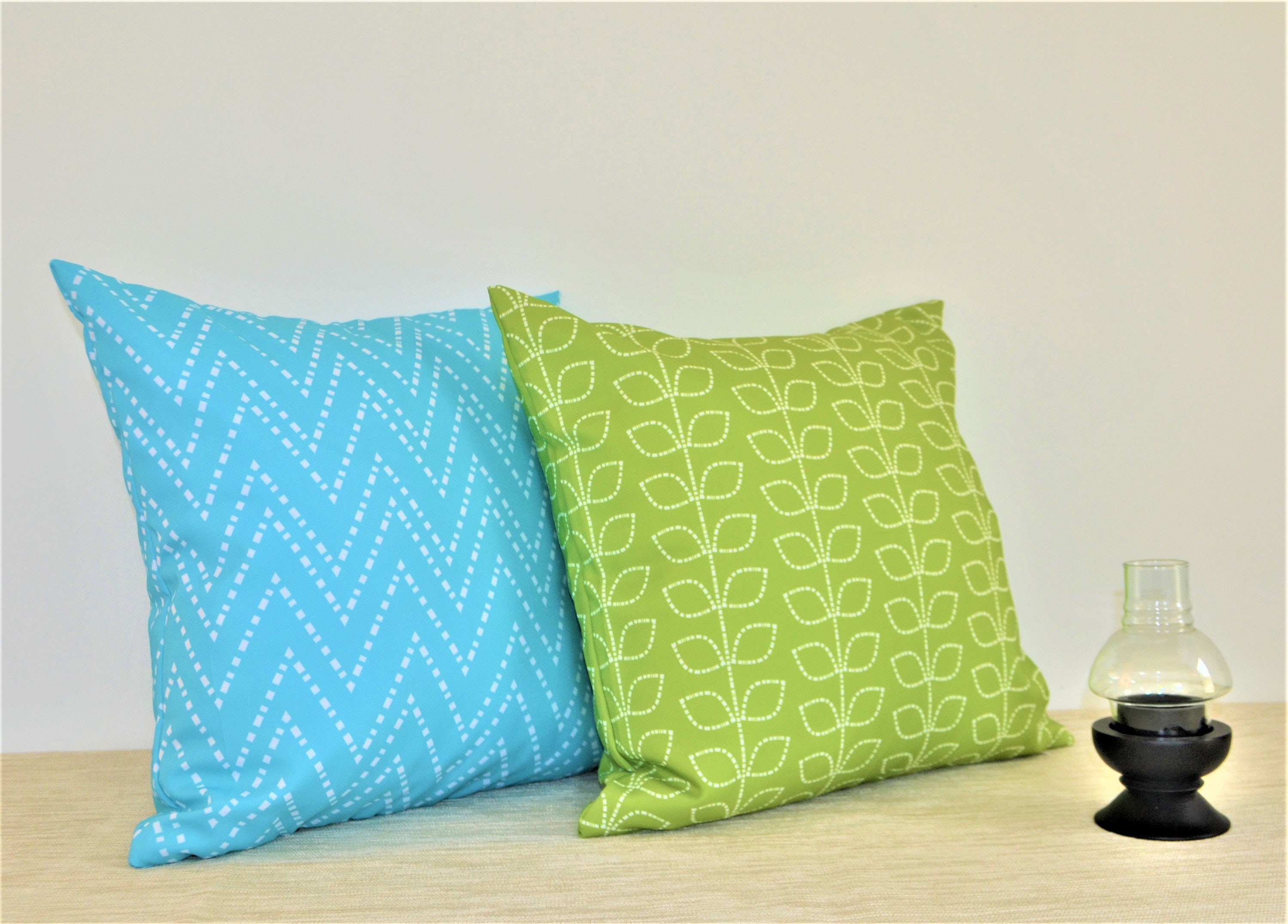 Aqua/Turquoise WATERPROOF OUTDOOR cushion cover 18" Patio Pillow "Oceana" 