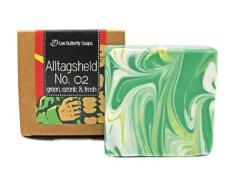 74.17 EUR/1 kg Naturseife "Alltagsheld Nr. 2" | grüner, frischer, ozoniger Unisex Duft, Geschenk für Männer