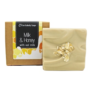 74.17 EUR/1 kg milk soap “Honey & Milk” | with oat milk, white clay and the delicate scent of honey
