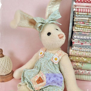 PDF - Daphne Hare Sewing Pattern - Instant download