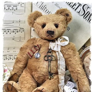 PDF - Milton Vintage Artist Bear Sewing Pattern - Instant Download
