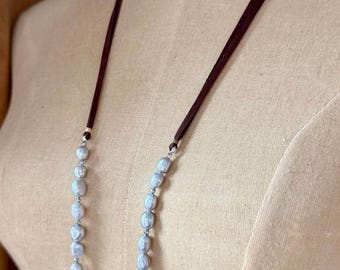 Classic Pearl Slider in Grey, Freshwater Pearl and Labradorite Necklace on Soft Brown Suede, Presh Gemstone Jewelry in Adjustable Style