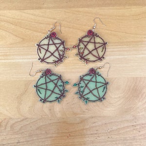 Seasonal Witch&#39;s Pentagram Earrings