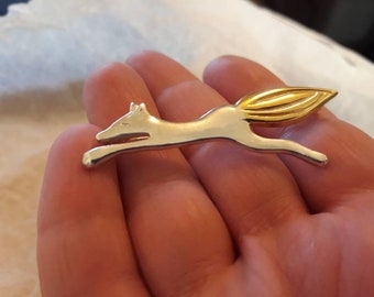 Silver Fox with Goldplated Tail brooch,