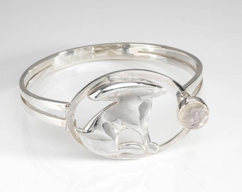 Silver hare bangle. Moonstone Jewellery. One of a Kind.