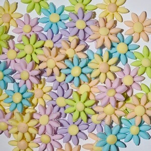 50 Pastel Daisies, edible fondant cake and cupcake toppers