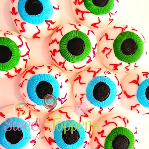 10 edible Eyeballs Halloween cake toppers fondant cupcake decoration