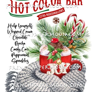 Puede incluir: Una taza roja con la palabra "JOY" est&aacute; llena de chocolate caliente y malvaviscos. La taza est&aacute; envuelta en una bufanda de punto gris y rodeada de ramas de pino, bayas de acebo y bastones de caramelo. El texto "WARM UP HERE HOT COCOA BAR EXTRA MARSHMALLOWS" est&aacute; en la parte superior de la imagen. El texto "Help Yourself: Whipped Cream Chocolate Mocha Candy Cane Peppermint Sprinkles" est&aacute; en el lado izquierdo de la imagen.