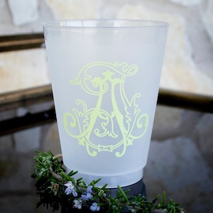 Custom Party Cups, Vintage Monogram Wedding Cups, Frosted Plastic Cups, Bridal Shower Favors, Personalized Shatterproof Cups, Vintage Cups