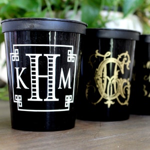 Personalized Intricate Monogram Stadium Cups, Custom Plastic Party Cups, Monogrammed Wedding Favors, Personalized Party, Birthday Party