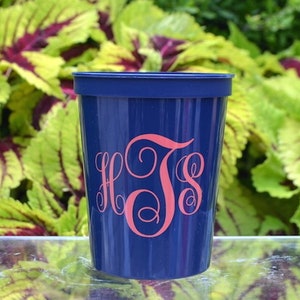 Monogrammed Plastic Stadium Cups, Personalized Plastic Party Cups, Custom Party Cups, Wedding Reception, Wedding Favors, Reusable Cups