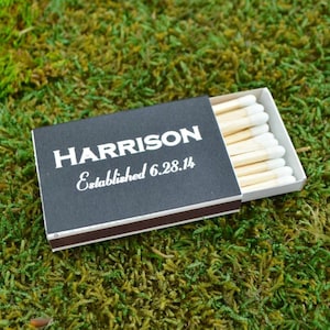 Custom Last Name Wedding Matches -  Personalized Wedding Favors, Custom Wedding Matches, Bar Matchboxes, Printed Matches