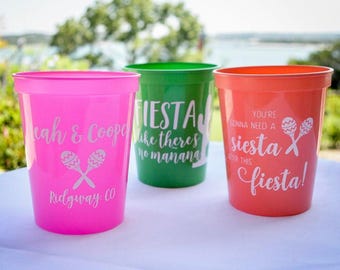 Personalized Fiesta Stadium Cups, Custom Plastic Wedding Cups, Fiesta Like There's No Mañana, Fiesta Party Favors, Bachelorette Party Favors