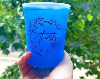 Custom 30th Birthday Color Changing Cups, Custom Plastic Color Changing Stadium Cup, Thirtieth Birthday Party Favor, Color Changing Bday Cup